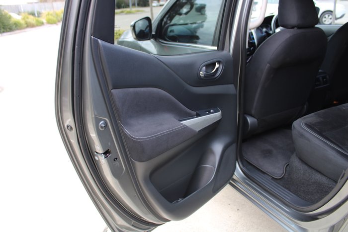 2018 Nissan Navara ST