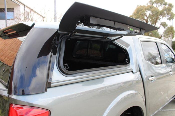 2018 Nissan Navara ST