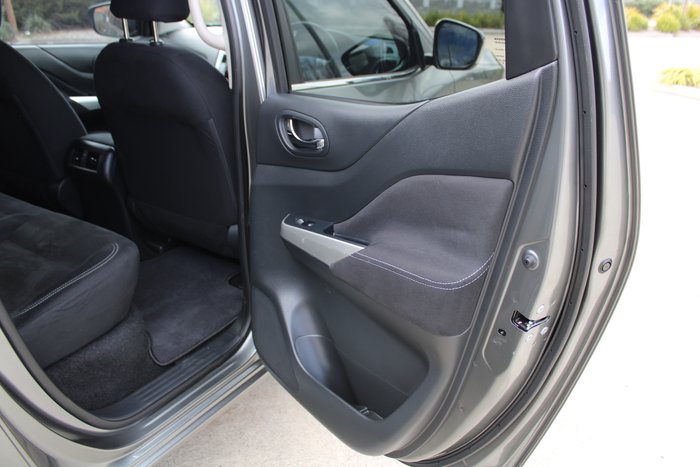 2018 Nissan Navara ST