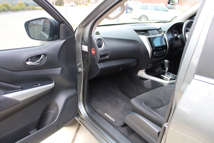 2018 Nissan Navara ST