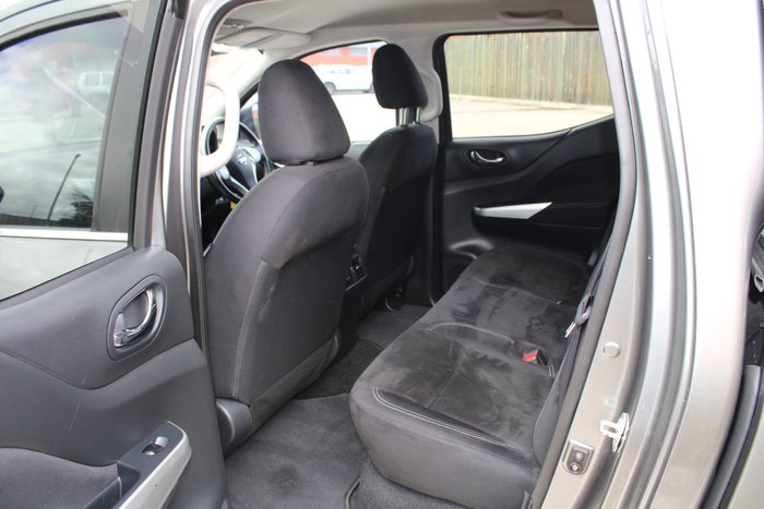 2018 Nissan Navara ST
