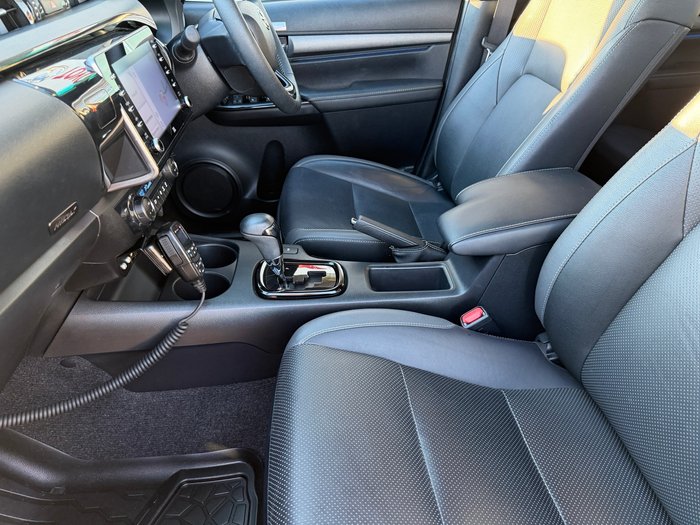 2023 Toyota Hilux Rogue Brown