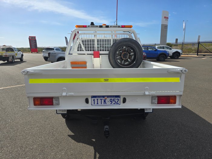 2021 Toyota Hilux SR5