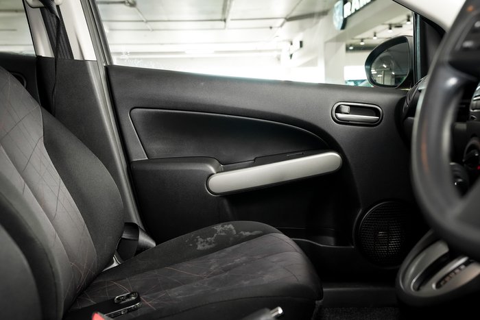 2012 Mazda 2 Neo