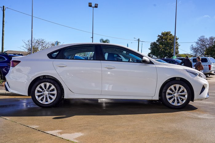2024 Kia Cerato S