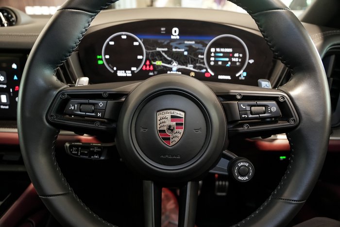 2023 Porsche Cayenne S