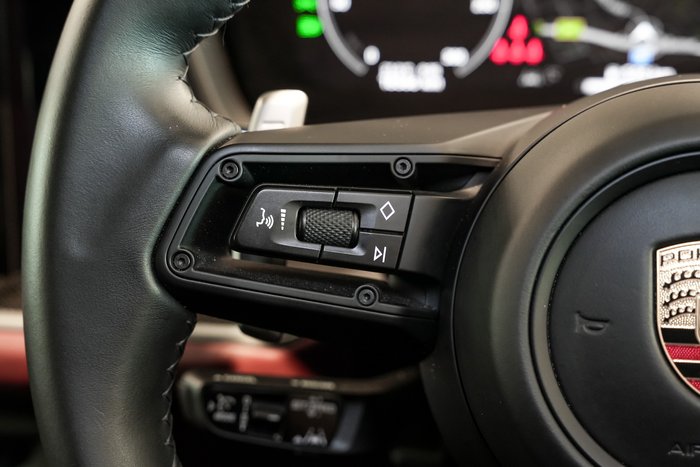 2023 Porsche Cayenne S