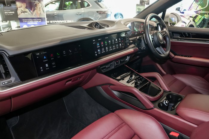 2023 Porsche Cayenne S