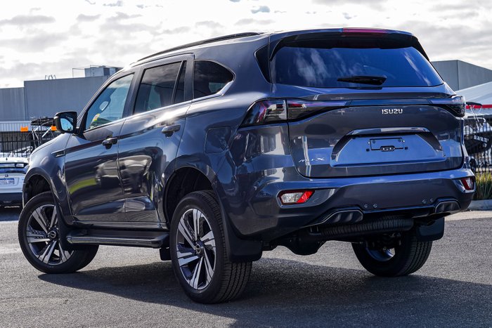 2026 Isuzu MU-X LS-T