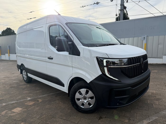 2026 RENAULT MASTER