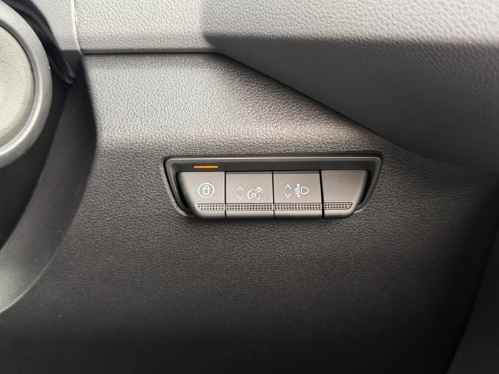 2026 RENAULT MASTER