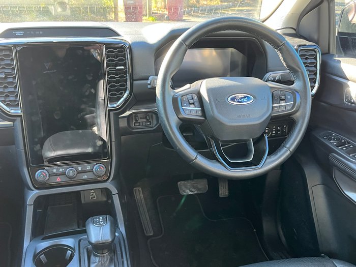 2022 Other Makes Ford Ford Everest WHITE