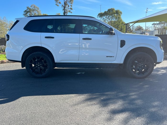 2022 Other Makes Ford Ford Everest WHITE