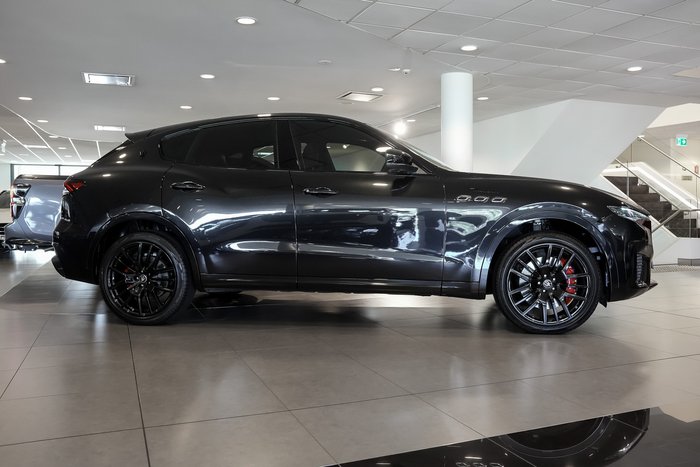 2022 Maserati Levante Modena
