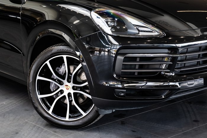 2022 Porsche Cayenne Platinum Edition