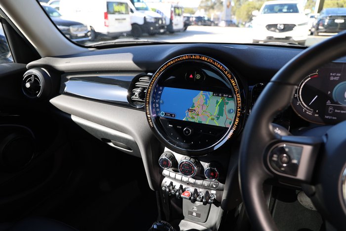 2022 MINI 5D HATCH COOPER CLASSIC