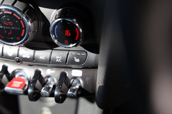 2022 MINI 5D HATCH COOPER CLASSIC