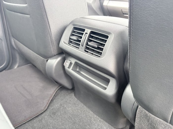 2025 NISSAN NP300 NAVARA PRO-4X