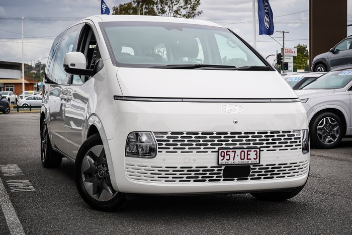 2025 Hyundai STARIA