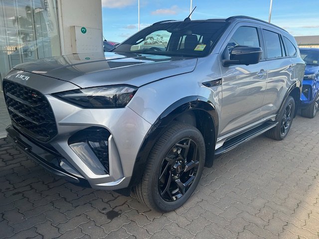 2025 Isuzu MU-X X-TERRAIN