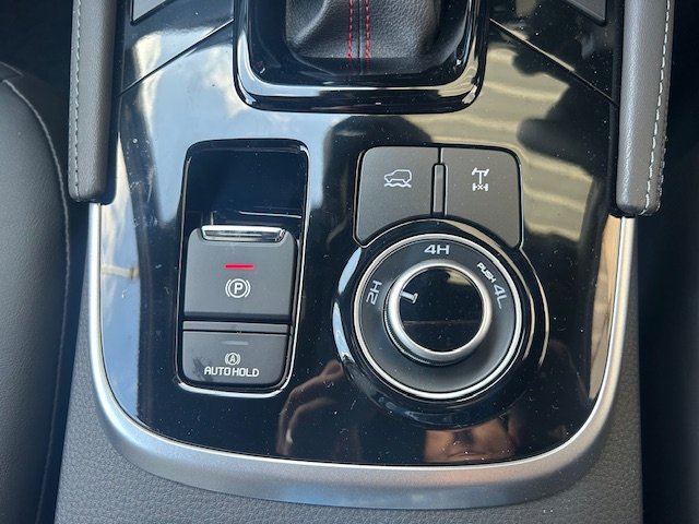2025 Isuzu MU-X X-TERRAIN