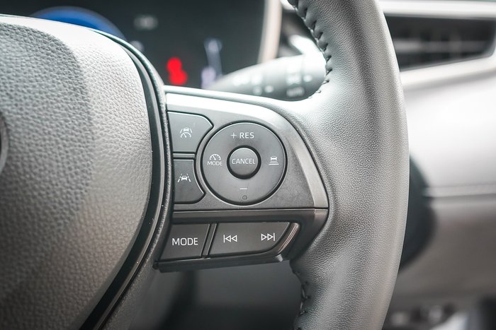 2024 Toyota Corolla Cross Hybrid GXL