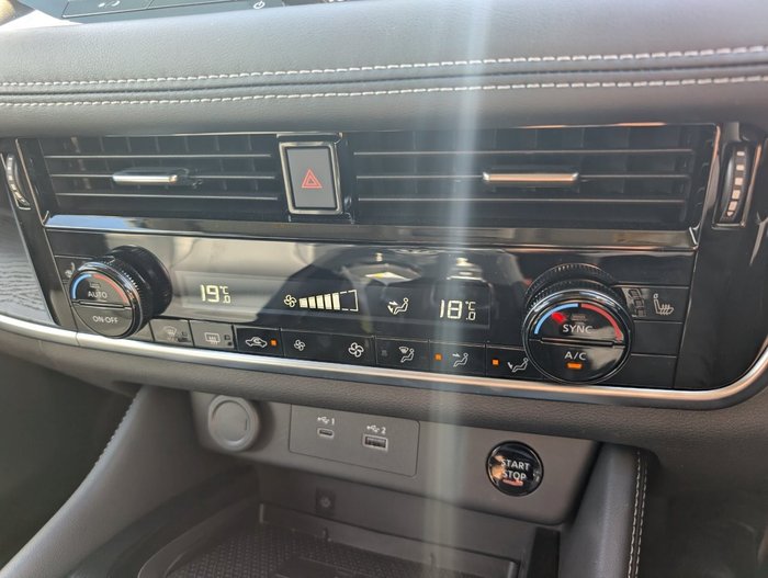 2024 Nissan X-TRAIL ST-L e-POWER