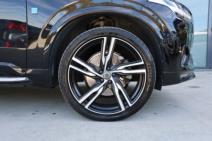 2017 Volvo XC90 T6 R-Design