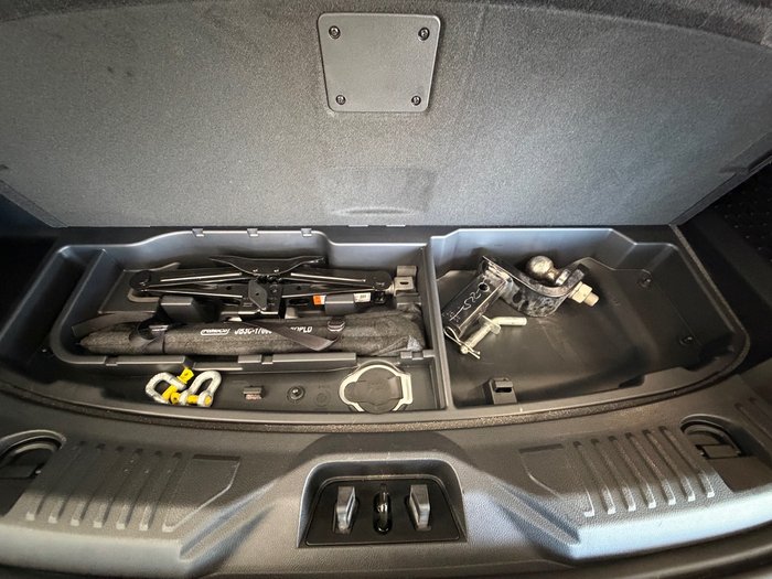 2024 Ford Everest Sport