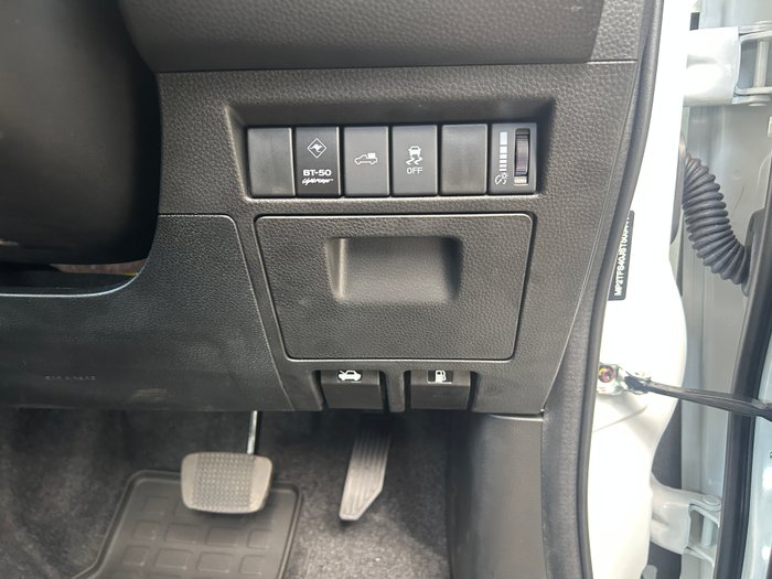 2025 Mazda BT-50 XTR