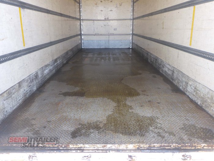 2010 Vawdrey 12 Pallet Rollback Pantech A Trailer