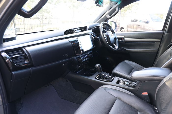 2023 Toyota Hilux Rogue