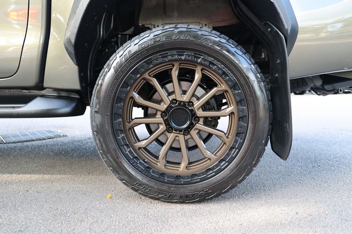 2023 Toyota Hilux Rogue