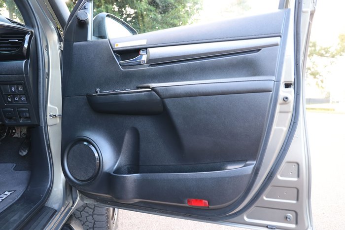 2023 Toyota Hilux Rogue