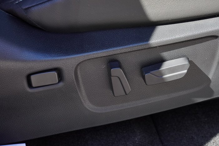 2024 Isuzu MU-X LS-T