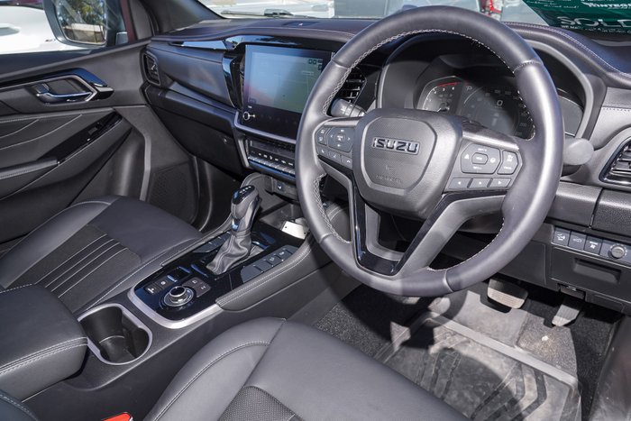 2024 Isuzu MU-X LS-T