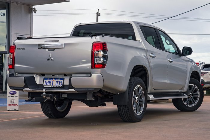 2022 Mitsubishi Triton GLS