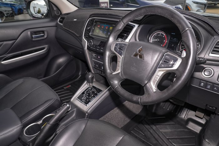 2022 Mitsubishi Triton GLS