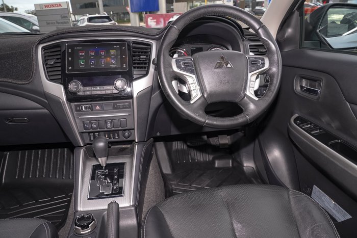 2022 Mitsubishi Triton GLS
