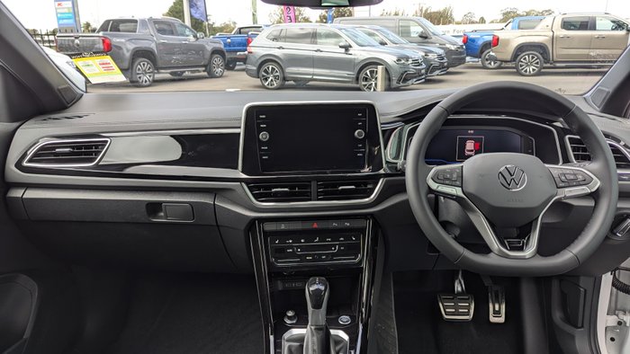 2025 VOLKSWAGEN T-ROC R-LINE