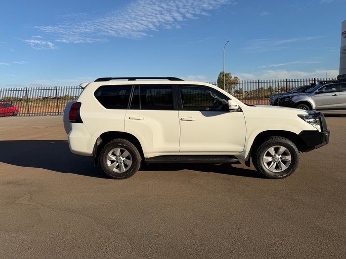2022 Toyota Prado GXL