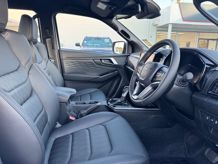2026 ISUZU D-MAX LS-U+