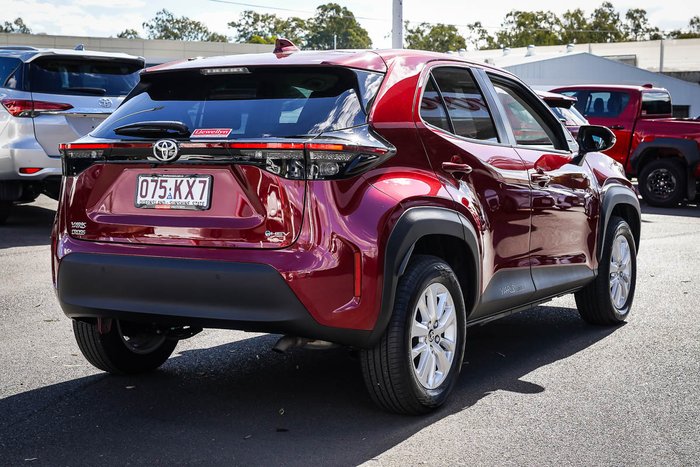 2024 Toyota Yaris Cross Hybrid GXL