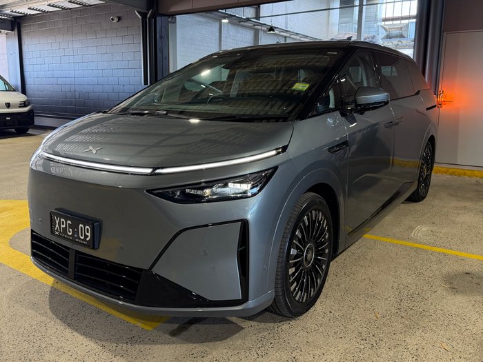 2026 Xpeng X9