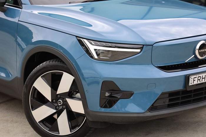 2024 Volvo C40 Recharge Twin