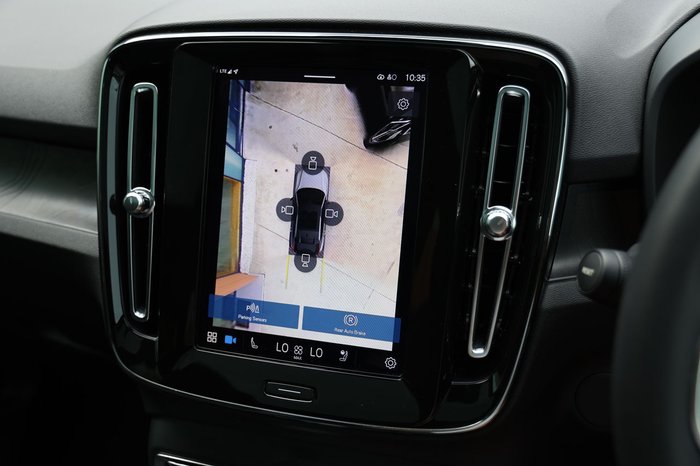 2024 Volvo C40 Recharge Twin