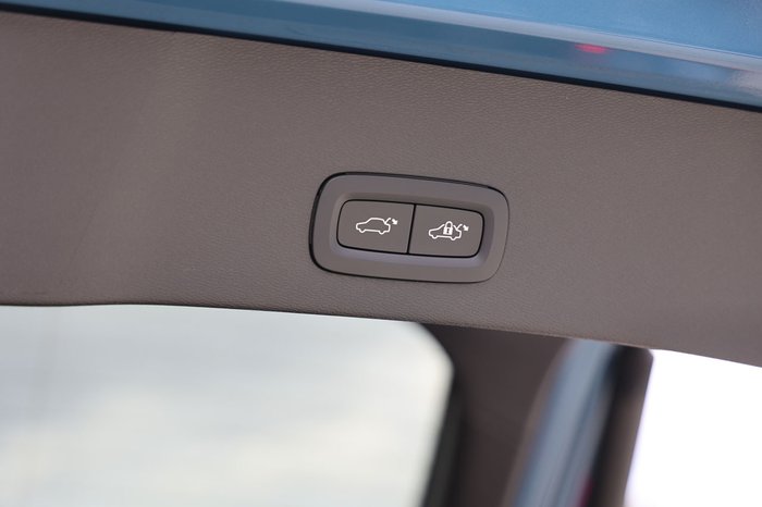 2024 Volvo C40 Recharge Twin
