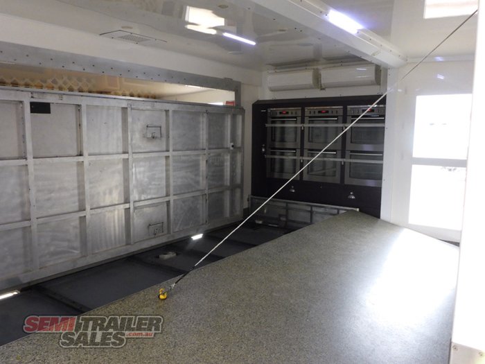 2012 SVM 48FT Mobile Kitchen Trailer