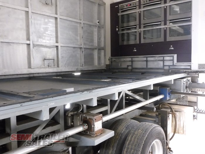 2012 SVM 48FT Mobile Kitchen Trailer