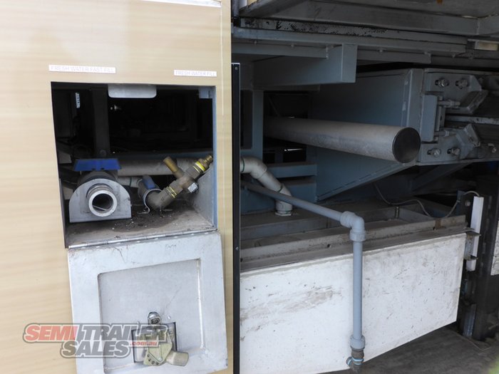 2012 SVM 48FT Mobile Kitchen Trailer